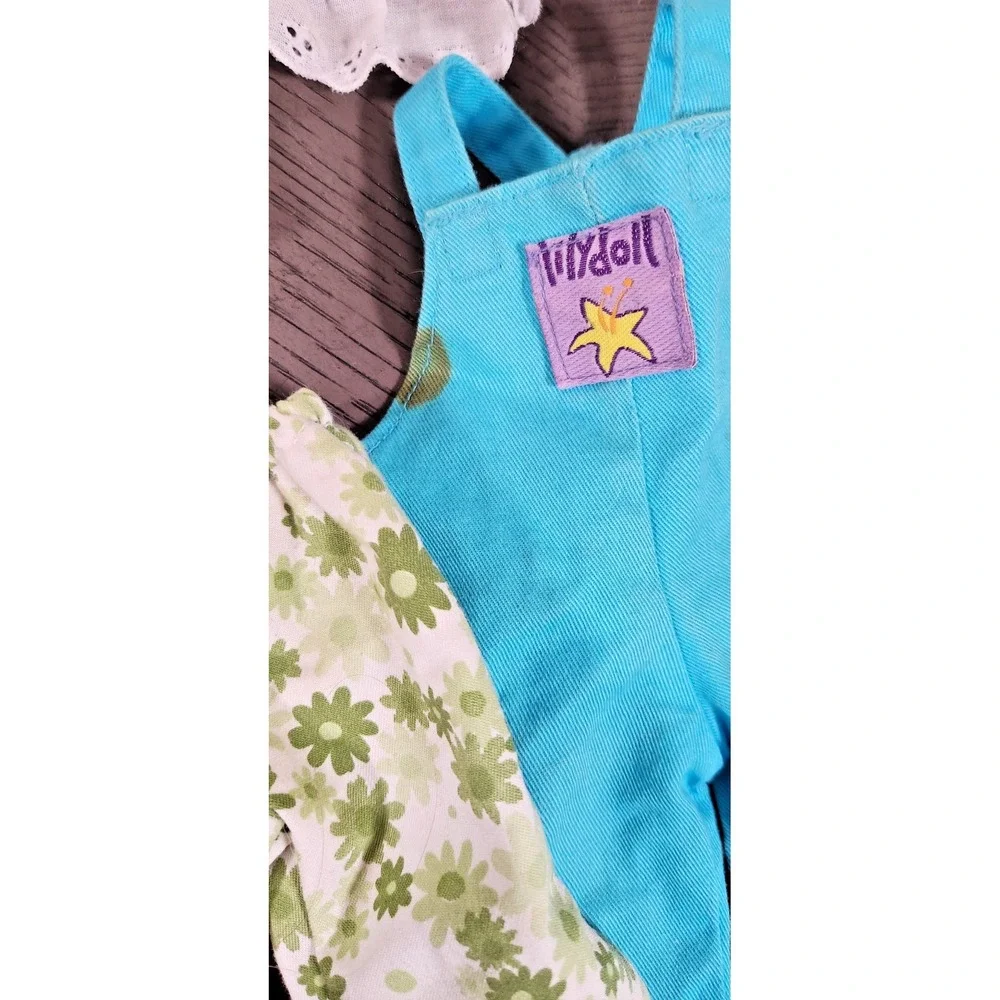 Lily Doll With Lots‎ of Clothes and Accessories - Manhattan Toy